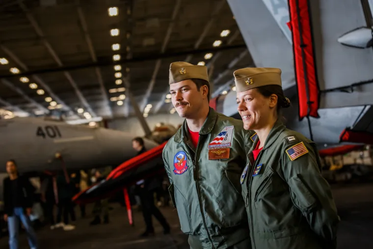 Novinari na američkoj grdosiji od 100.000 tona: 'U minuti i pol možemo lansirati 4 aviona'