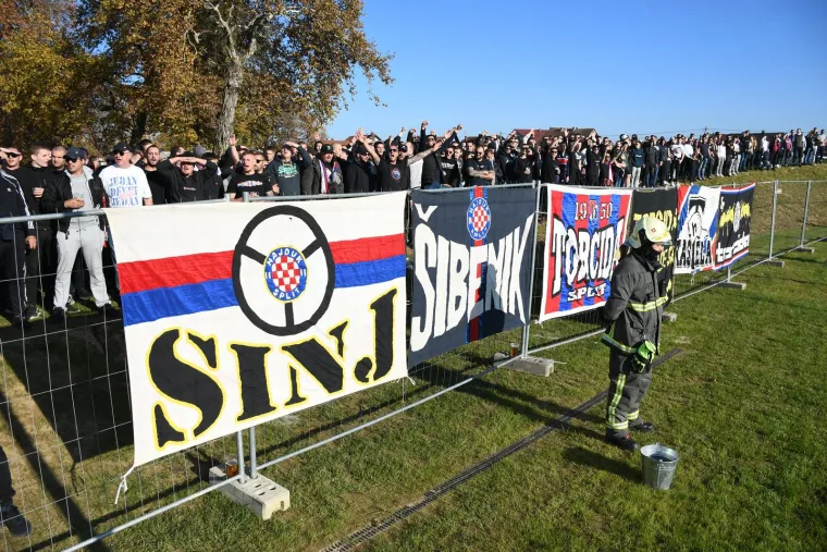 GALERIJA Hajduk opet priuštio spektakl: 600 torcidaša, pune tribine sve što Kup čini posebnim