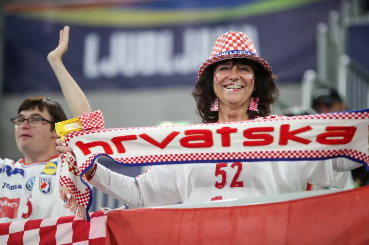 Pogledajte kako je izgledala atmosfera u odlučujućoj utakmici grupne faze Europskog prvenstva