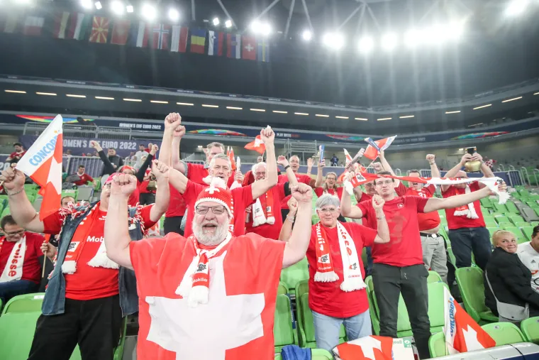 Pogledajte kako je izgledala atmosfera u odlučujućoj utakmici grupne faze Europskog prvenstva