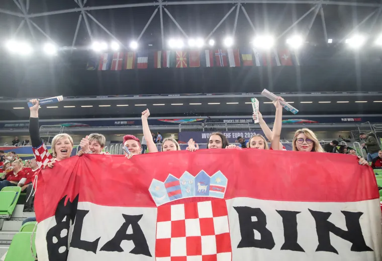 Pogledajte kako je izgledala atmosfera u odlučujućoj utakmici grupne faze Europskog prvenstva