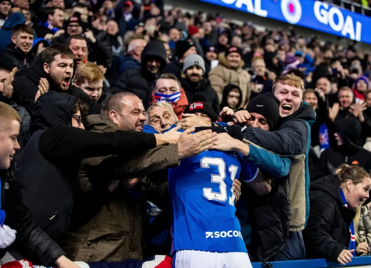 Sjajni Barišić asistirao za pobjednički gol, pa se bacio u zagrljaj navijačima: Tribine Ibroxa su eruptirale, Vatreni je u formi pred SP