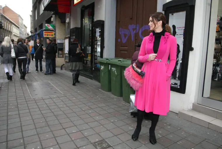 Sevka je prije 14 godina 'furala' ružičasti kaputić i pernate torbice: Ovako ne&scaron;to zasigurno vi&scaron;e nikad ne bi odjenula