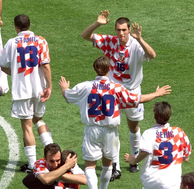 Proći će vas trnci: Epski prizori slavne generacije Vatrenih koja je bila drugačija od drugih, a koja je uzor Modriću i ekipi; Francusku 98' mala ne zaboravi