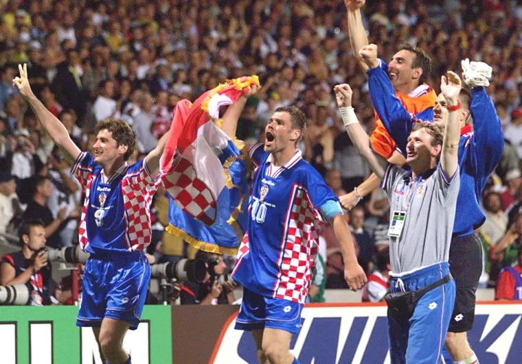 Proći će vas trnci: Epski prizori slavne generacije Vatrenih koja je bila drugačija od drugih, a koja je uzor Modriću i ekipi; Francusku 98' mala ne zaboravi