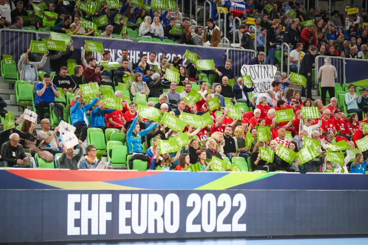 Slovenci napravili pravu domaćinsku atmosferu u Stožicama: Hrvati ostali razočarani