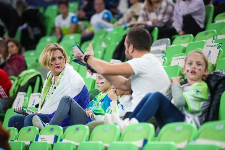 Slovenci napravili pravu domaćinsku atmosferu u Stožicama: Hrvati ostali razočarani