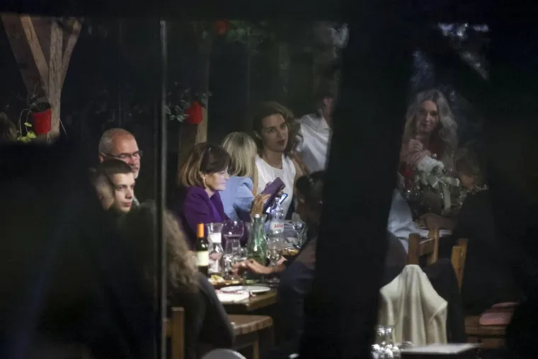 Pogledajte prve fotke iz restorana u kojem su Doris Pinčić i Davor Guberović proslavili vjenčanje