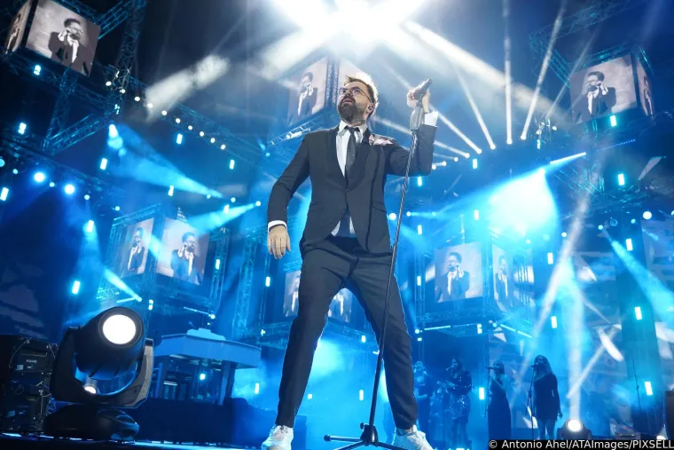 Petar Gra&scaron;o svoju Hanu nije pu&scaron;tao iz ruku, a pogledajte tko je u publici - Nikolina Ristović u zanimljivoj pratnji!