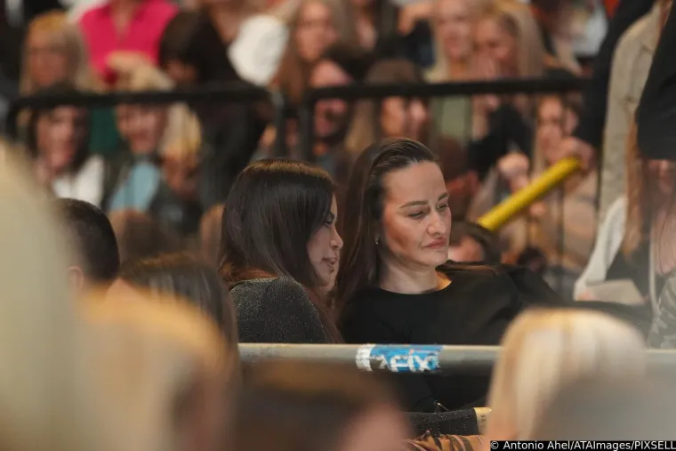 Petar Gra&scaron;o svoju Hanu nije pu&scaron;tao iz ruku, a pogledajte tko je u publici - Nikolina Ristović u zanimljivoj pratnji!