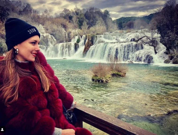 Sjećate se Ivane Ergić? Bila je prva Miss Hrvatske s kratkom kosom, a danas fura bitno drugačiji imidž i - uskoro postaje mama!