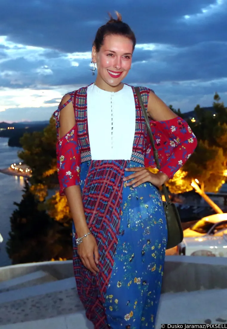 Sjećate se Ivane Ergić? Bila je prva Miss Hrvatske s kratkom kosom, a danas fura bitno drugačiji imidž i - uskoro postaje mama!