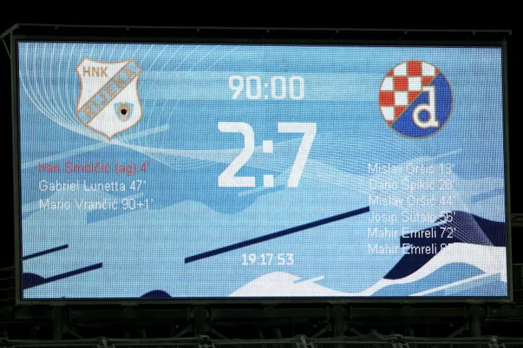 Armada kao da je predosjetila debakl: 'Umjesto trke i znoja vi se fino pazite, umjesto protivnika sveti grb gazite'