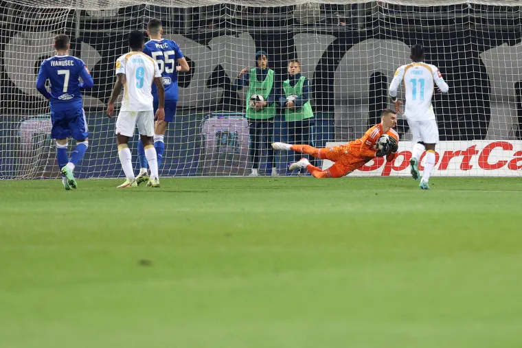 Pogledajte najbolje trenutke utakmice za povijest: Sramota Rijeke i rapsodija Dinama