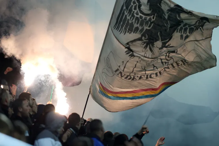 NAVIJAČKA GALERIJA Ružne scene u Koprivnici, brutalna poruka na Rujevici za kraj polusezone