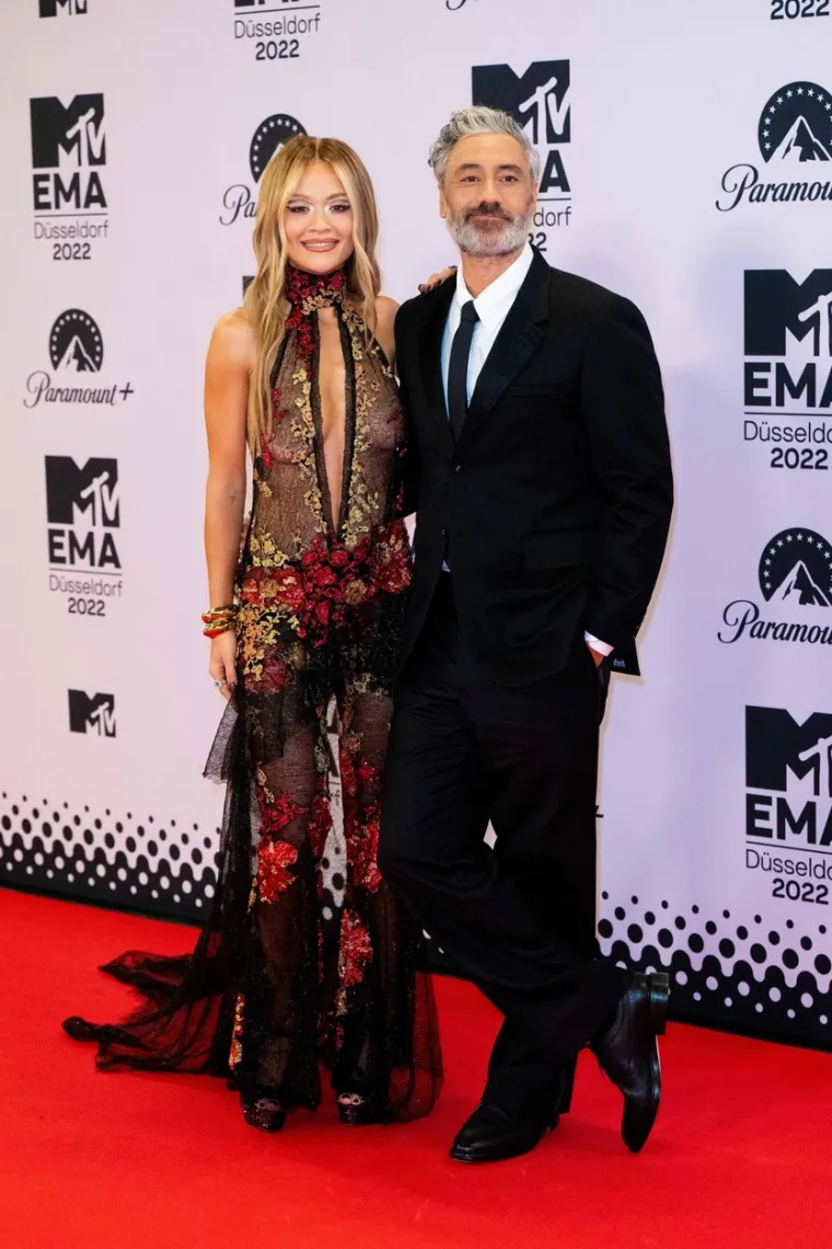 Rita Ora, Taika Waititi