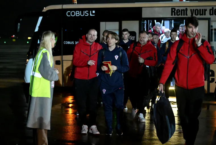 Posljednji koraci po hrvatskom tlu: Vatreni otputovali u Katar i započeli avanturu