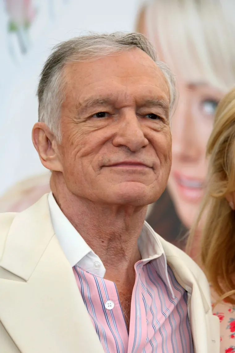 Odmah su se javile feministkinje koje su rekle da je Hefner objavio njene gole fotografije bez pristanka te da glumica nije dobila nikakav novac. 