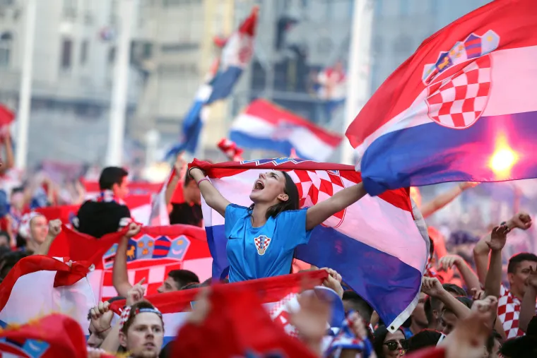 Ni&scaron;ta od Vatrenih na trgovima: Ovako smo ih pratili prije četiri godine na putu do srebra