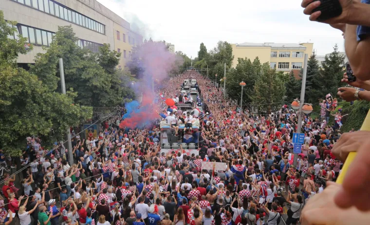 Za ovo niste ni znali da postoji: Ima tu svega, kao u 'Mamurluku'; Slavnih, poznatih i nepoznatih... Tko zna, možda se i pronađete