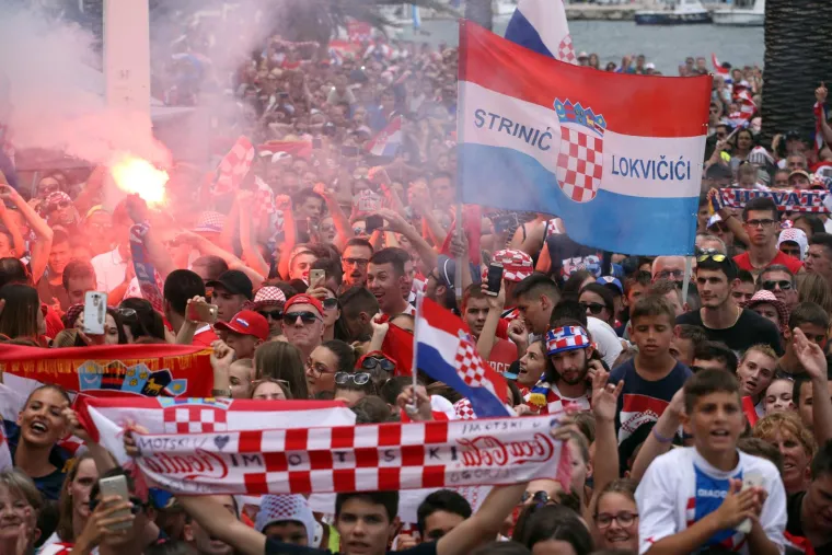 Za ovo niste ni znali da postoji: Ima tu svega, kao u 'Mamurluku'; Slavnih, poznatih i nepoznatih... Tko zna, možda se i pronađete