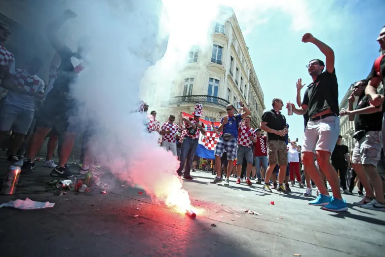 Za ovo niste ni znali da postoji: Ima tu svega, kao u 'Mamurluku'; Slavnih, poznatih i nepoznatih... Tko zna, možda se i pronađete