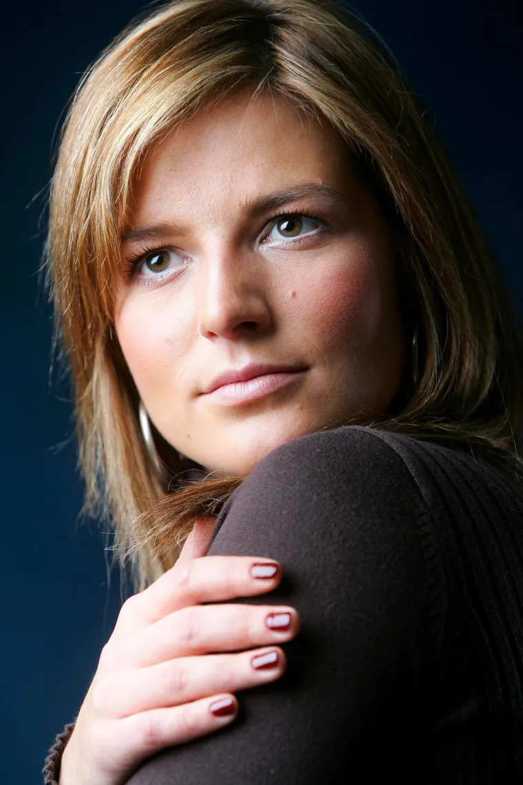 Antonija Blaće je prije 17 godina izgledala jednako lijepo, a njezin zaštitni znak se s vremenom nije mijenjao