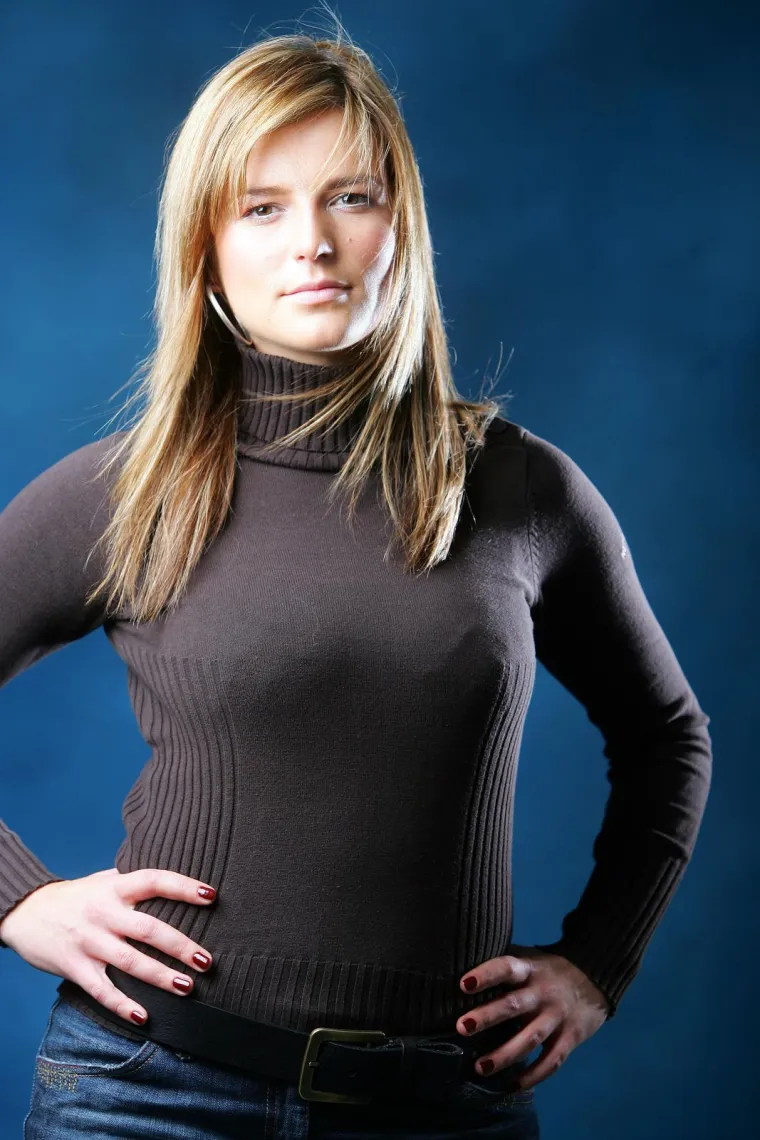 Antonija Blaće je prije 17 godina izgledala jednako lijepo, a njezin zaštitni znak se s vremenom nije mijenjao