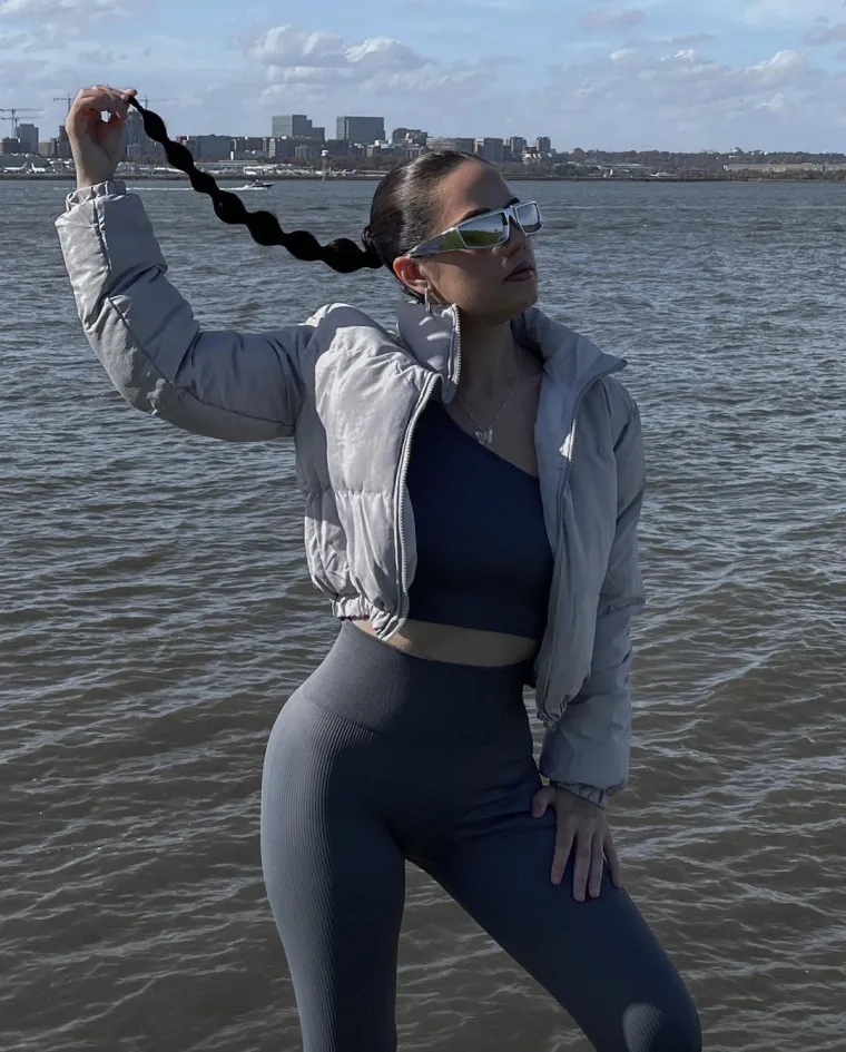 "Jednom se moj sin previ&scaron;e bojao da se sam spusti niz tobogan i htio je da nastavimo zajedno", prisjeća se Lockett u intervjuu, prenosi NY Post. "Dakle, poku&scaron;ala sam  se spustiti  s njim, a kad smo krenuli, zapela sam i nisam se mogla dalje spu&scaron;tati."