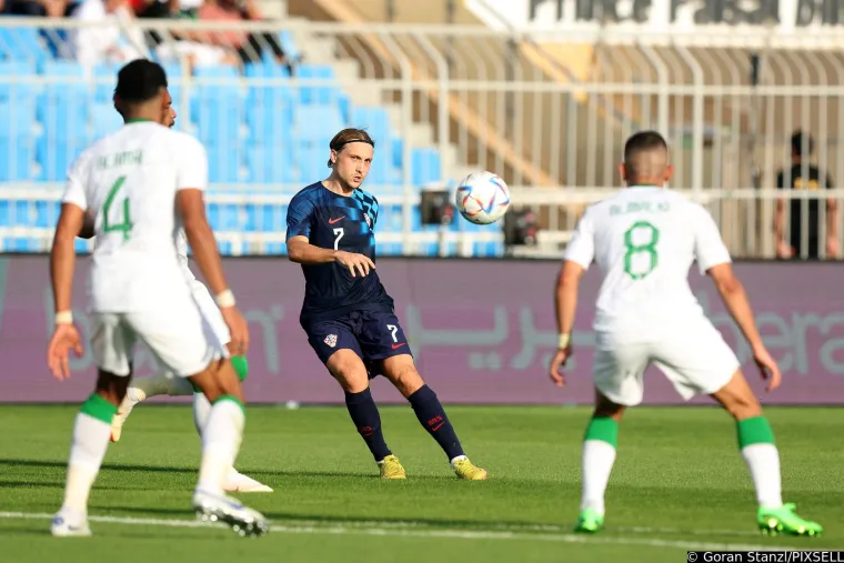 Pogledajte kako izgleda okr&scaron;aj Vatrenih protiv Saudijaca: Uvjeti su te&scaron;ko podno&scaron;ljivi