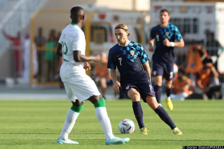 Pogledajte kako izgleda okr&scaron;aj Vatrenih protiv Saudijaca: Uvjeti su te&scaron;ko podno&scaron;ljivi