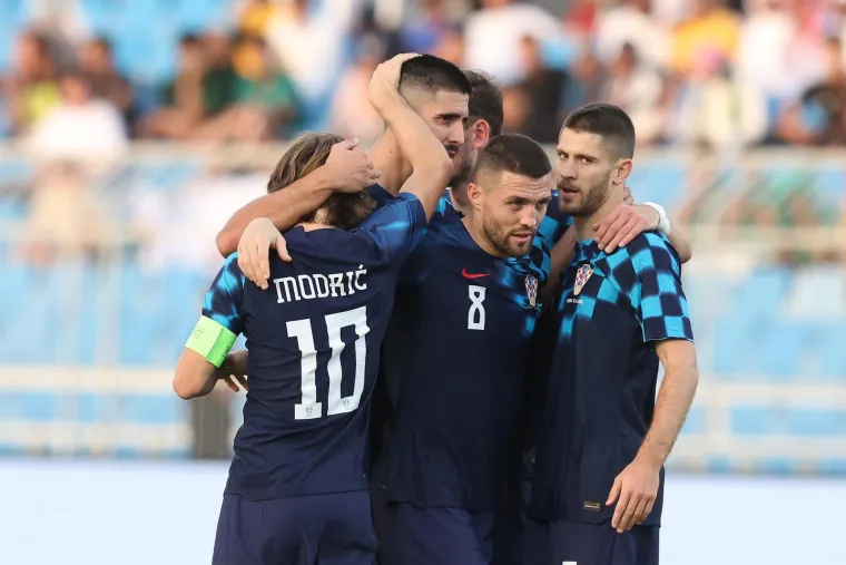 Arapski &scaron;eici naklonili se Hrvatskoj: Bili su impresionirani Lukom, ali jedan drugi hrvatski igrač bio je zvijezda dana; Svi su htjeli selfi s njim