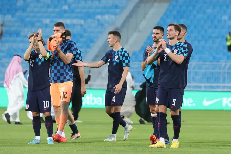 Arapski &scaron;eici naklonili se Hrvatskoj: Bili su impresionirani Lukom, ali jedan drugi hrvatski igrač bio je zvijezda dana; Svi su htjeli selfi s njim