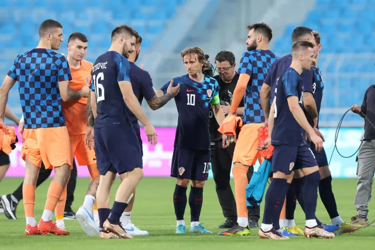 Arapski &scaron;eici naklonili se Hrvatskoj: Bili su impresionirani Lukom, ali jedan drugi hrvatski igrač bio je zvijezda dana; Svi su htjeli selfi s njim