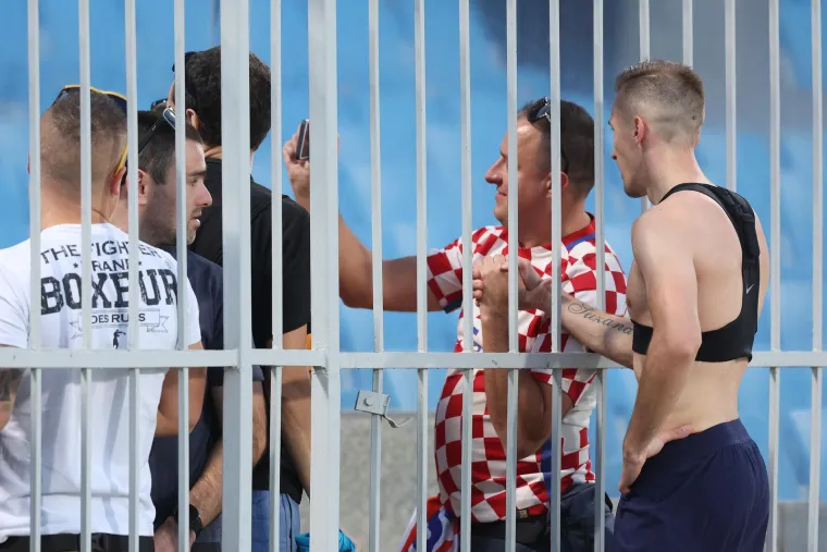 Arapski &scaron;eici naklonili se Hrvatskoj: Bili su impresionirani Lukom, ali jedan drugi hrvatski igrač bio je zvijezda dana; Svi su htjeli selfi s njim