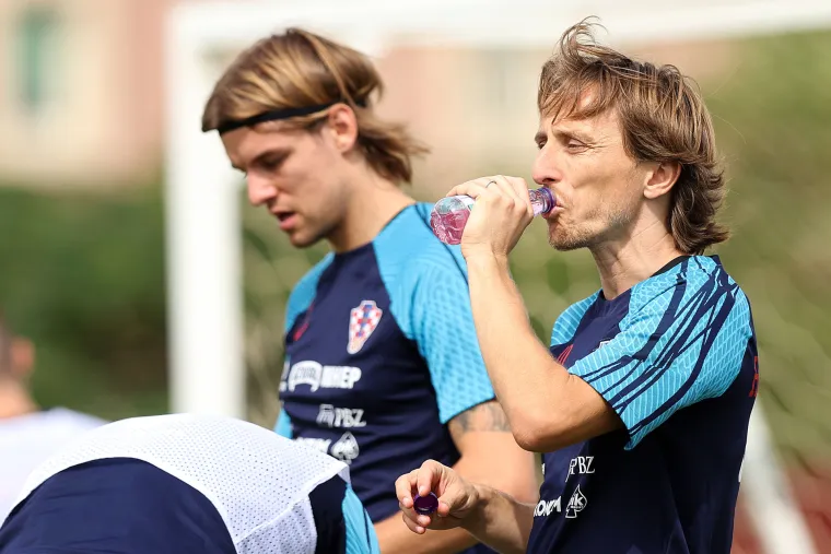 Neočekivani gosti na treningu iznenadili Vatrene: Zanimljiv detalj na Vlašićevim kopačkama