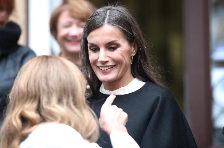 Sanja Musić Milanović kraljici Letiziji poklonila naušnice, ona ih odmah danas stavila na uši