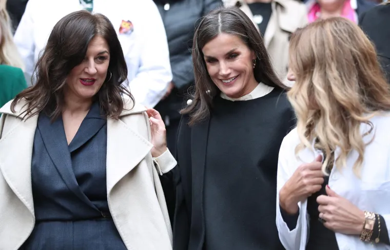Sanja Musić Milanović kraljici Letiziji poklonila naušnice, ona ih odmah danas stavila na uši