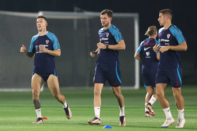Hrvatska odradila prvi trening u Dohi: Jedan Vatreni trenira odvojeno, zaigrao i Ćorluka