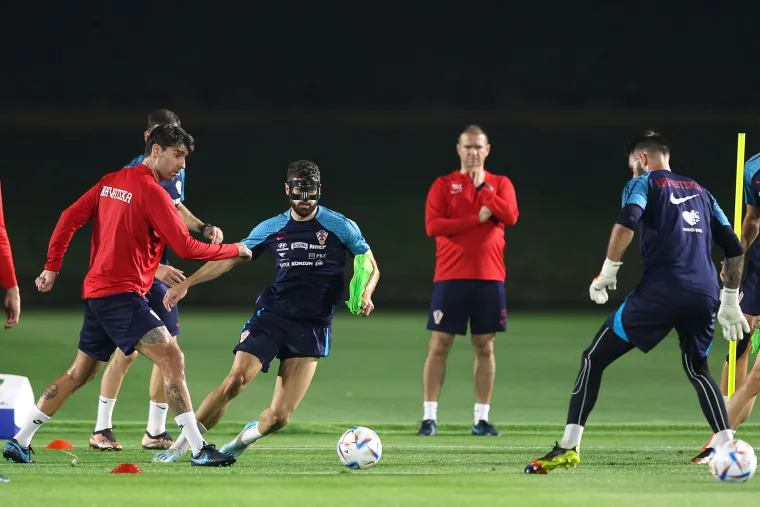 Hrvatska odradila prvi trening u Dohi: Jedan Vatreni trenira odvojeno, zaigrao i Ćorluka