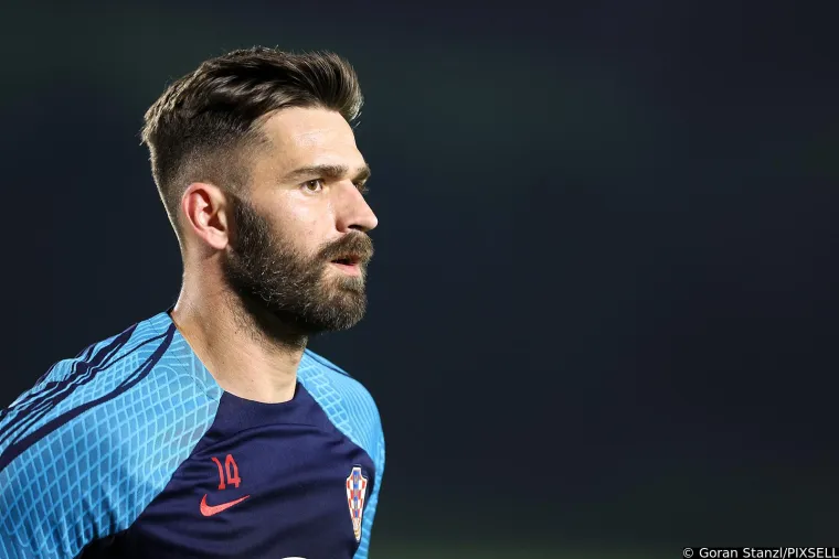 Pogledajte fotografije s prvog treninga Vatrenih u Kataru: Ćorluka u&scaron;ao u duel s Gvardiolom