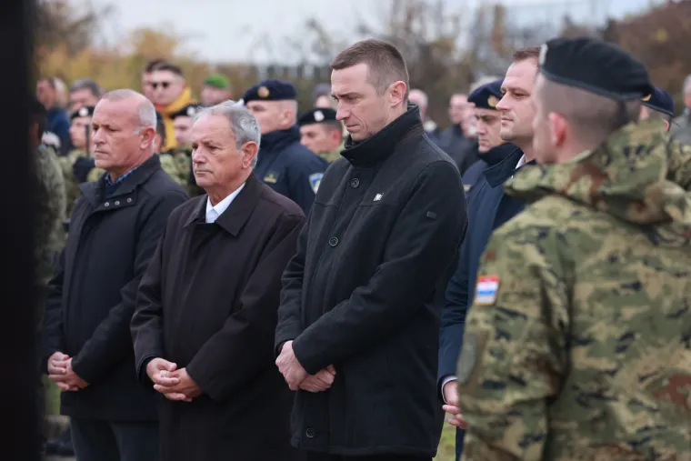 U Borovu odana počast stradalim žrtvama, došle i 'Žene u crnom' iz Beograda