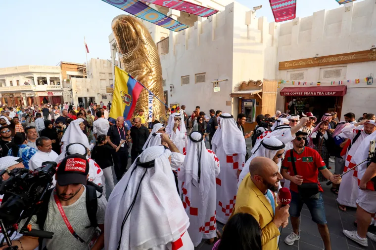 GALERIJA Hrvatski navijači apsolutni hit na ulicama Dohe! Ovakvo izdanje nitko nije očekivao