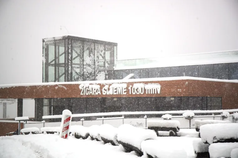 Pogledajte prekrasne prizore sa Sljemena: Snježna idila koja oduzima dah!