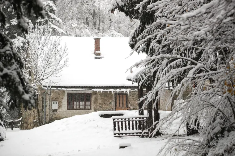 Pogledajte prekrasne prizore sa Sljemena: Snježna idila koja oduzima dah!
