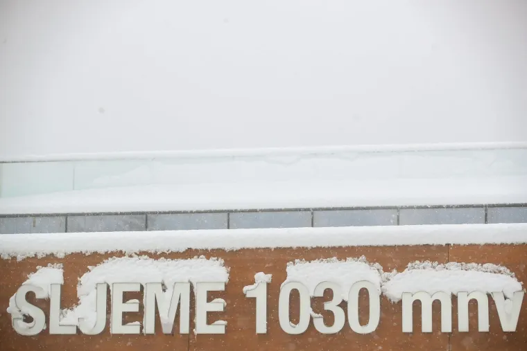 Pogledajte prekrasne prizore sa Sljemena: Snježna idila koja oduzima dah!