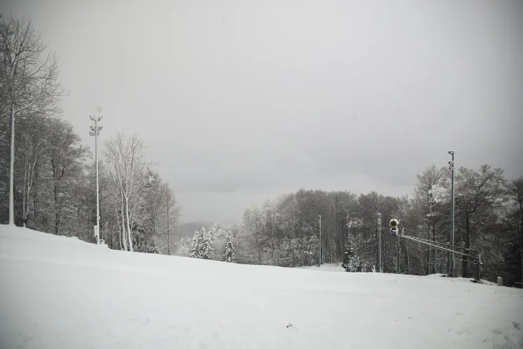 Pogledajte prekrasne prizore sa Sljemena: Snježna idila koja oduzima dah!