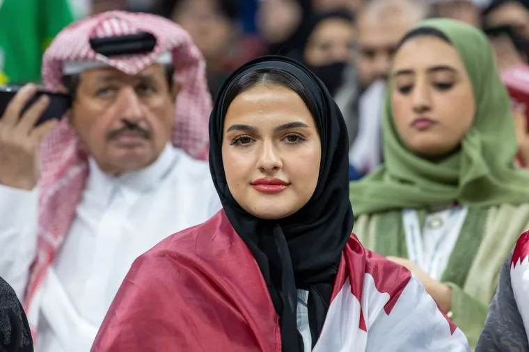 Euforija u Kataru: Atraktivna Hrvatica plijenila pažnju na koncertu za otvaranje Svjetskog prvenstva