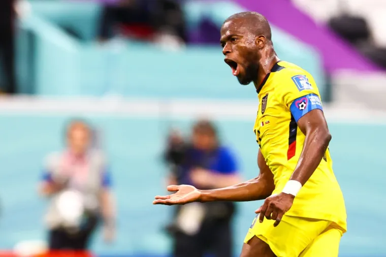 Euforija u Kataru: Atraktivna Hrvatica plijenila pažnju na koncertu za otvaranje Svjetskog prvenstva