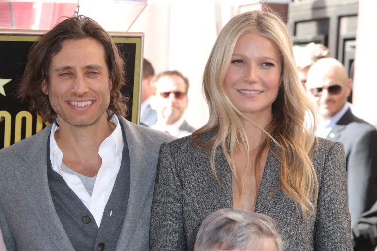 Dok je glumila u seriji &quot;Glee&quot;, Gwyneth Paltrow upoznala je Brada Falchuka, producenta i scenarista. Par je vezu započeo 2015. Vjenčali su se početkom 2018. i još su uvijek zajedno. 